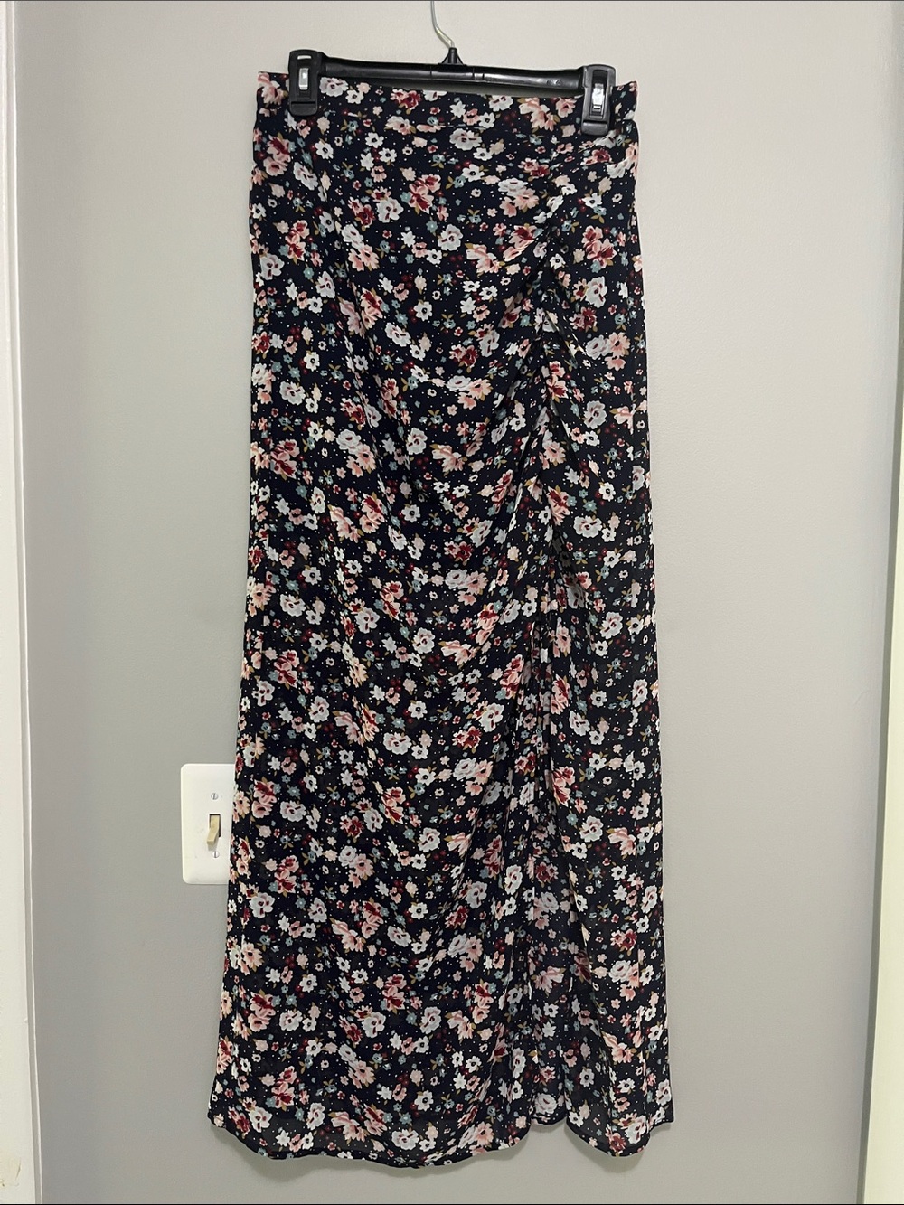 NWOT Three Bird Nest Floral Maxi Skirt